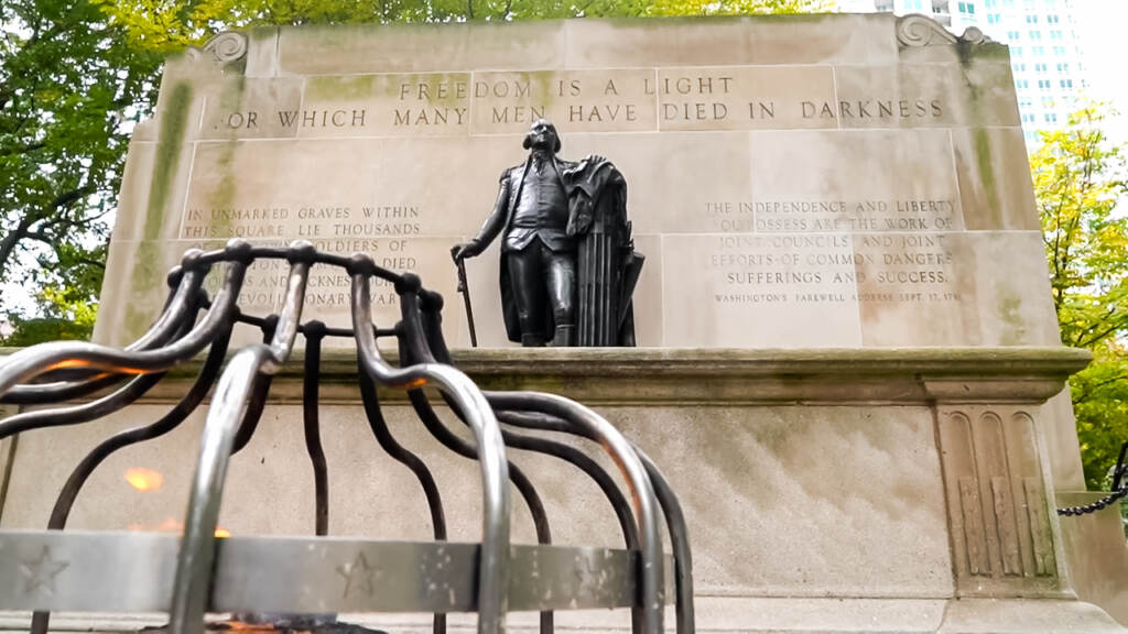 YOK-2-11-Black-History-Month-with-Philadelphia-Historic-African-American-Tours—You-Oughta-Know-(2022)-0-14-screenshot Tomb of the Unknown Revolutionary War Soldier monument in Washington Square Park in Philadelphia