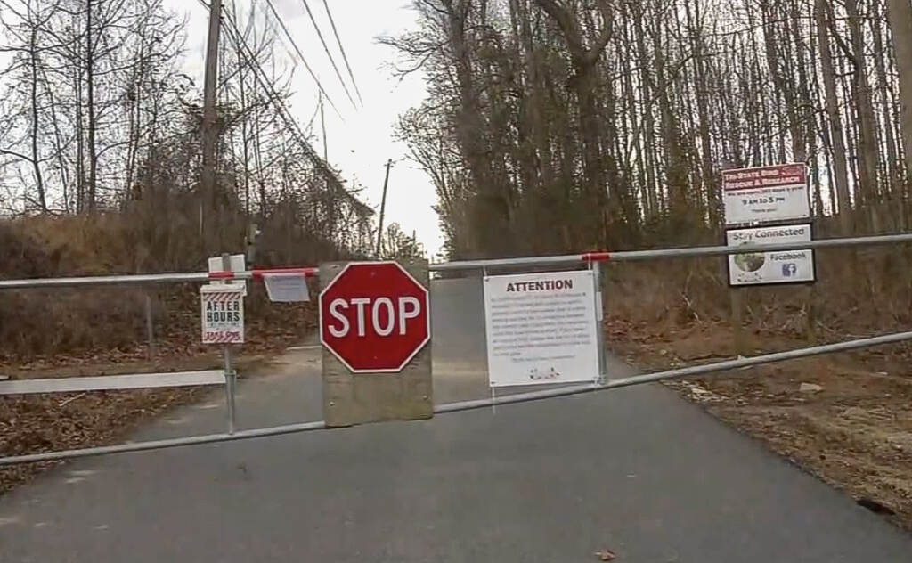 newark-bird-center-6abc Delaware bird rescue temporarily closes after bird tests positive for contagious disease. (6abc)