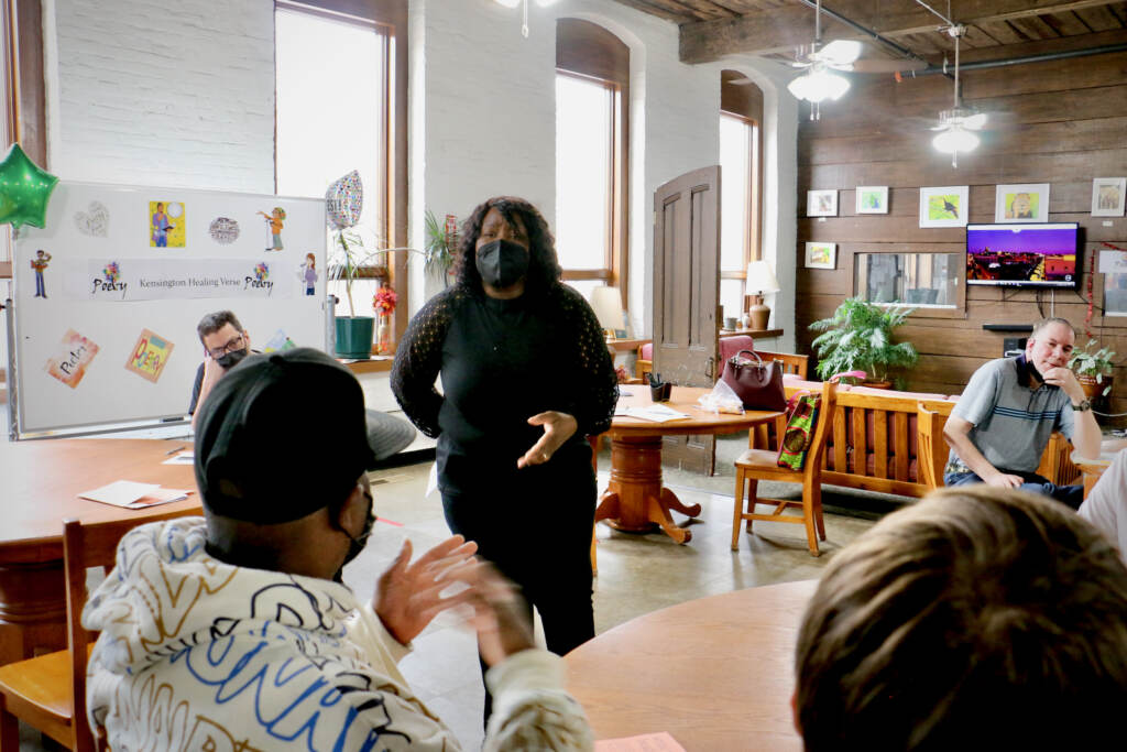 2022 03 07-e lee-trapeta mayson-philadelphia kensington open door clubhouse-healing verse Former Philadelphia Poet Laureate Trapeta Mayson leads a poetry workshop at the Open Door Clubhouse in Kensington