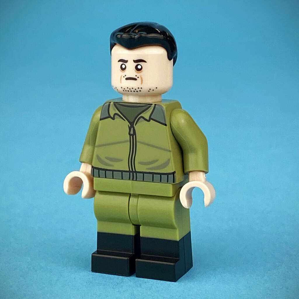 img_6433b_custom-0fa610128ab50ecb4ef671f19048f49de5336f0a-s1600-c85 A LEGO-based figurine inspired by Ukrainian President Volodymyr Zelenskyy