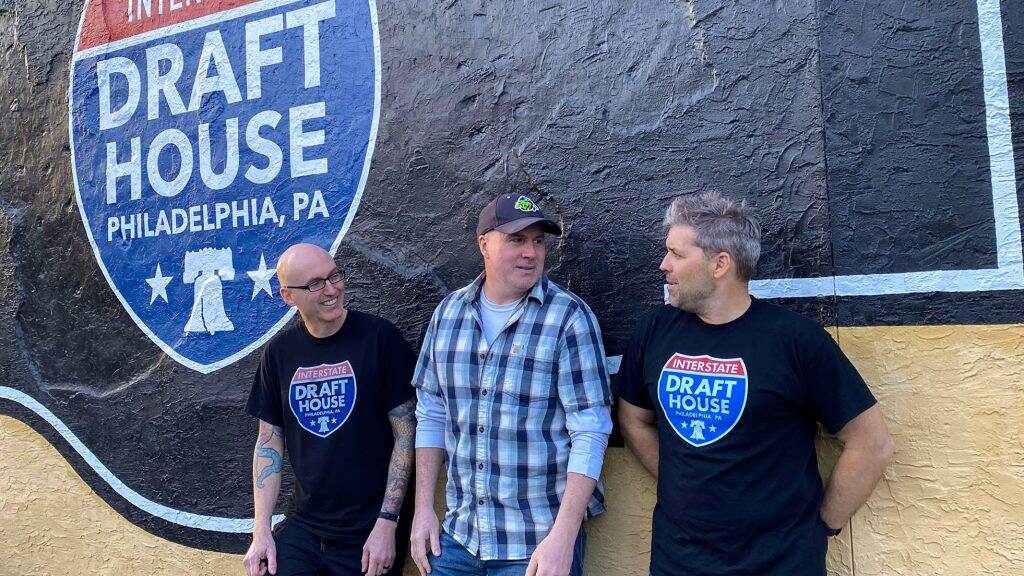 interstatedrafthouse-fishtownicedtea-team-01crop-1024×576 (R to L): Rectified Spirits partners Bob Ritchie and John Logan, and Interstate Drafthouse co-owner Michael McCloskey.