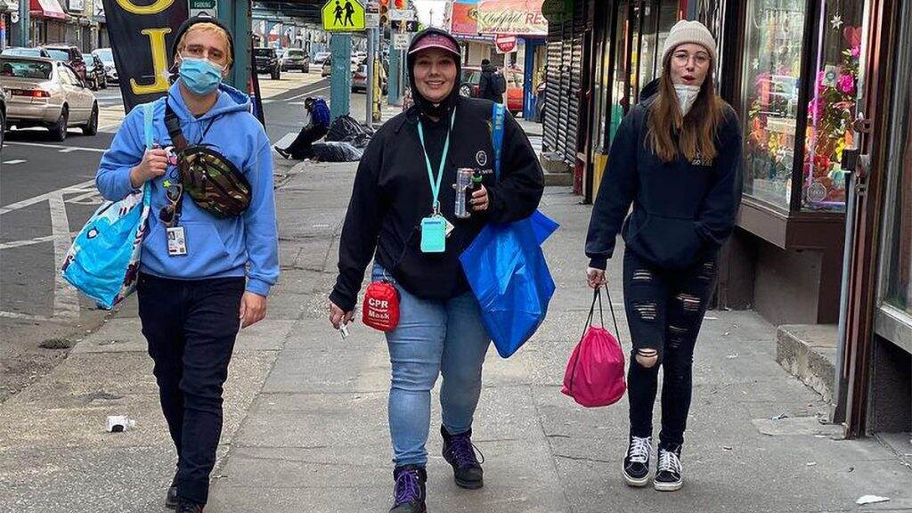 savagesisters-recovery-kensington-1024×576 Volunteers from Savage Sisters Recovery, one of the founding organizations of HER.