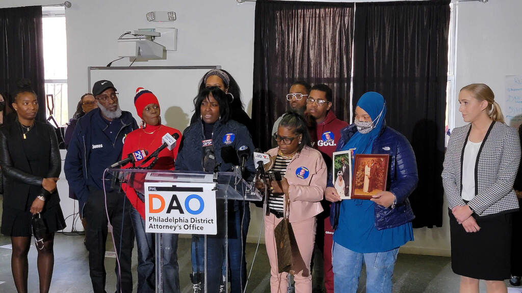 2022-04-04-t-macdonald-dao-kevin-drinks-3 The family of Kevin Drinks, who was murdered in 2011, speaks at a press event announcing the convictions of four men who were found guilty of his murder.