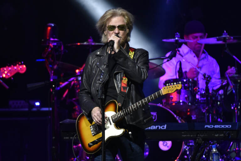 Hall and Oates perform at the Allstate Arena on Monday, May 15, 2017, in Rosemont, IL. (Photo by Rob Grabowski/Invision/AP)