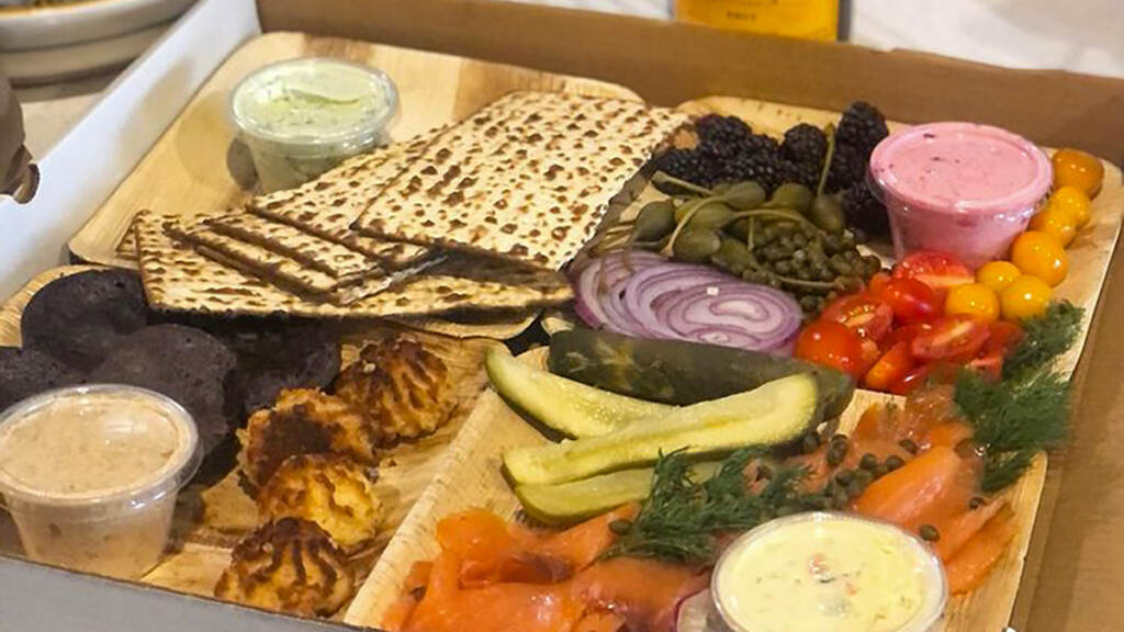 phillypassover-appetizers-matzah An up-close photo of a Seder meal.
