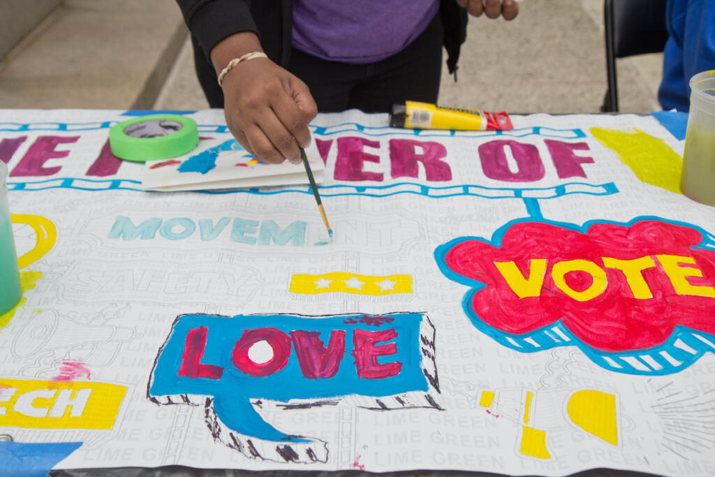 2022 05 11 k paynter fundPHLarts-8 An art project is seen with the words ''vote'' and ''love'' visible