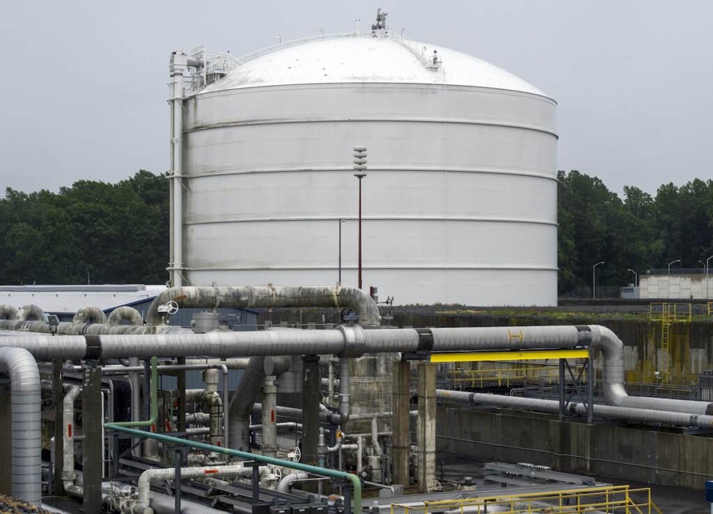 Chesapeake Bay LNG Exports Transfer pipes carry liquified natural gas to and from a holding tank. (AP Photo/Cliff Owen)
