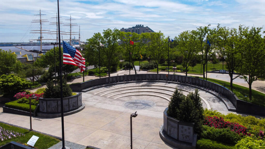 vietnamememorial-markhenninger-crop Philadelphia Vietnam Veterans Memorial. (Mark Henninger/Imagic Digital)