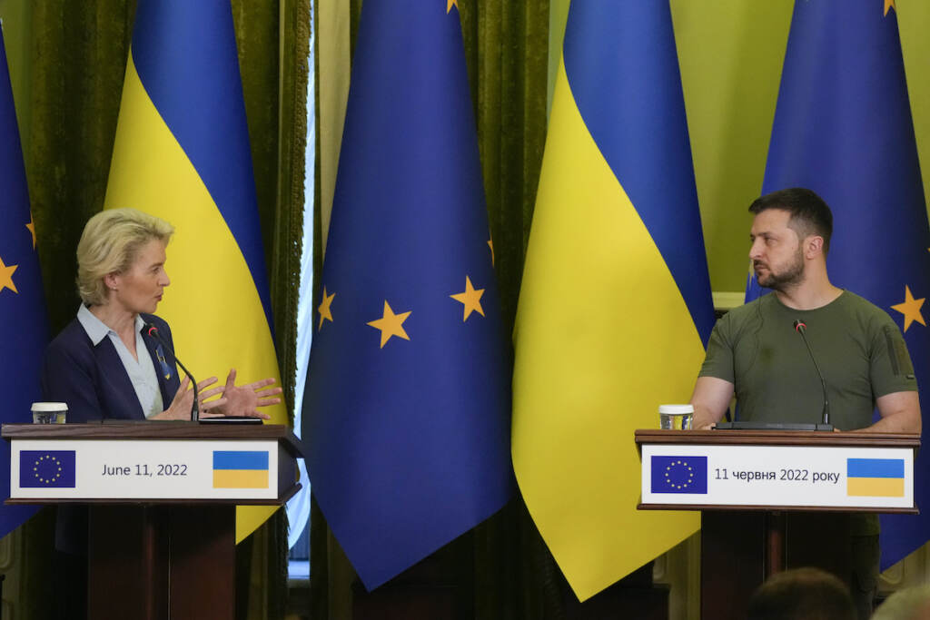 Russia Ukraine War European Commission President Ursula von der Leyen, left, speaks during a joint press conference with Ukraine President Volodymyr Zelenskyy in Kyiv, Ukraine, Saturday, June 11, 2022. Von der Leyen is making her second visit to Ukraine since Russia invaded its neighbor. (AP Photo/Natacha Pisarenko)
