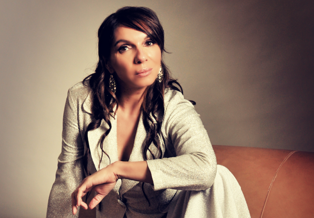 LaraDownesPic1 Musician and artist Lara Downes (Courtesy of Lara Downes)