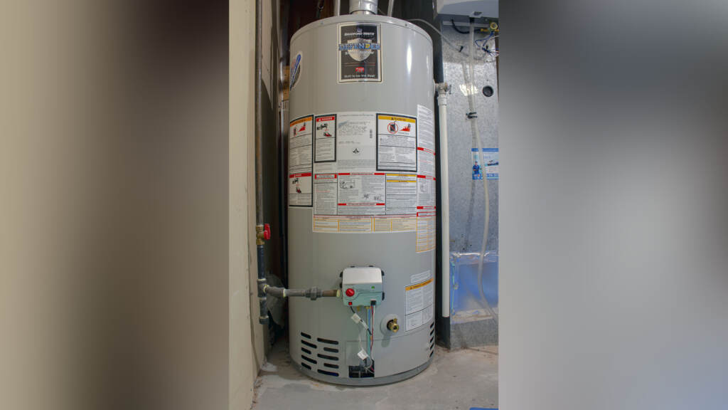 Residential gas water heater
