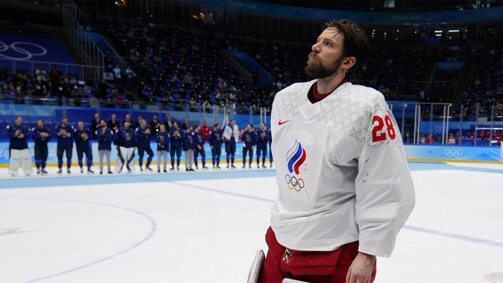 ivanfedotov-hockeyflyers-olympics-crop-1024×576 Ivan Fedotov receiving a silver medal at the 2022 Winter Olympics in Beijing as the Russian goalkeeper. (Matt Slocum/AP Photo)