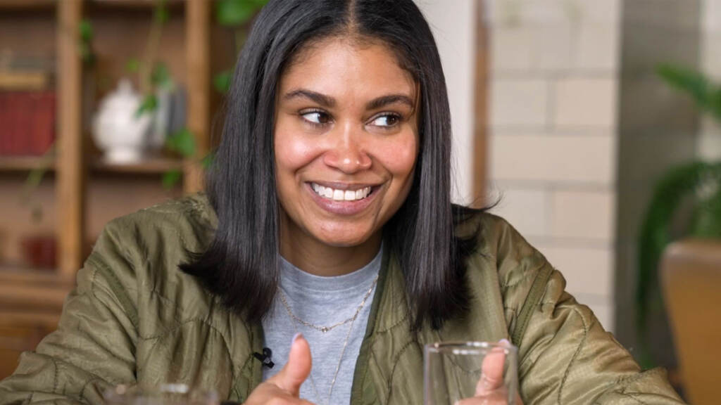 smallenough-shannonmaldonado-yowie-02 Yowie owner Shannon Maldonado smiles, and gestures with her hands.