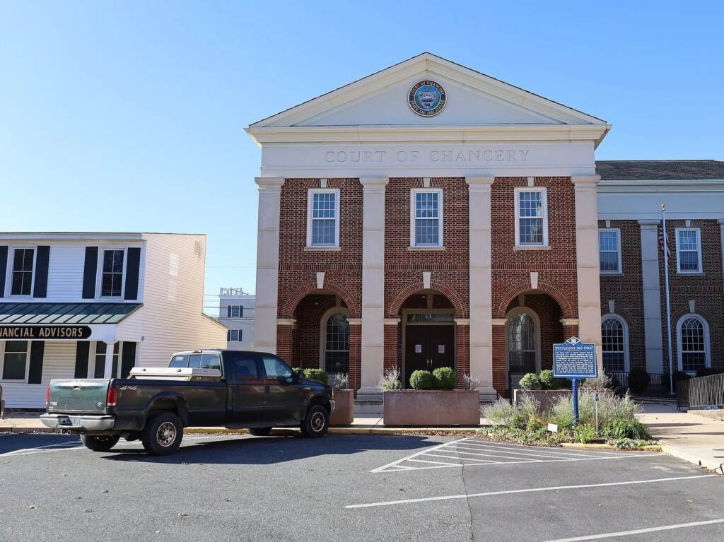 the_circle_georgetown_2020f-a36acdcc8575cfd62f5944b96702f2a3e26a4770-s1600-c85 The Court of Chancery courthouse in Georgetown, Del. Twitter has filed suit against billionaire Elon Musk in the court of equity, which was created in 1792. (Antony-22 via Wikimedia Commons)