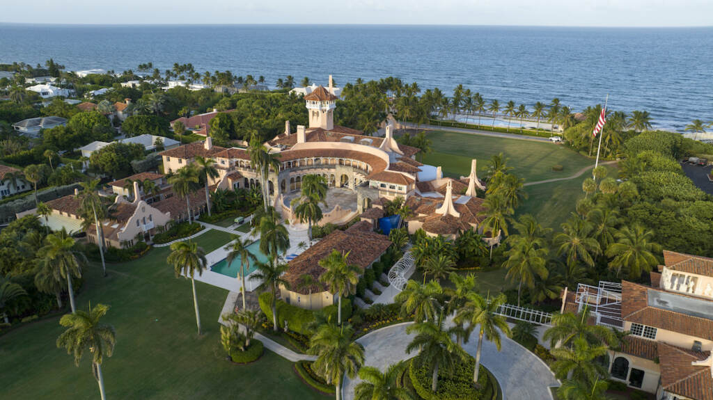 CORRECTION APTOPIX Trump FBI File photo: An aerial view of former President Donald Trump's Mar-a-Lago estate is pictured, Wednesday, Aug. 10, 2022, in Palm Beach, Fla. (AP Photo/Steve Helber)