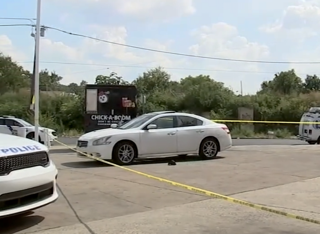 chikaboom-shooting-6abc-2022-09-05 A fatal shooting took place in a drive-thru lane on Sunday. (6abc)