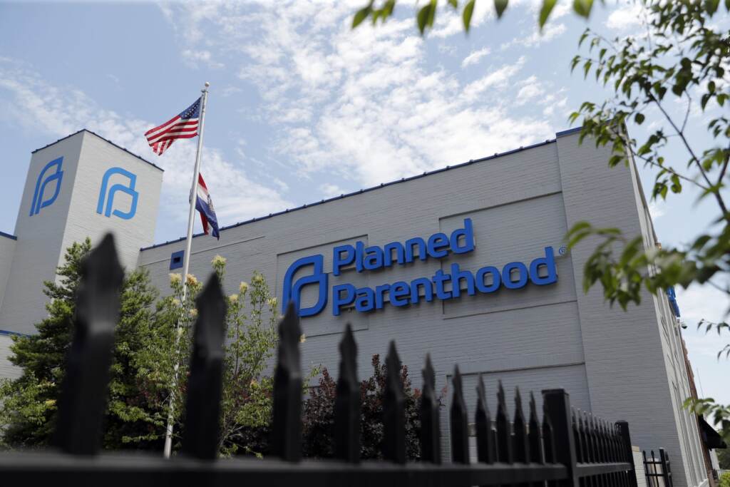 Planned Parenthood (Jeff Roberson / The Associated Press)