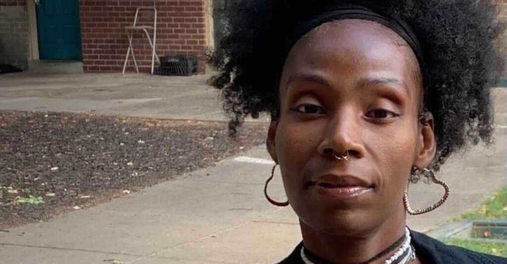 west-philadelphia-parents-school-changes A close-up photo of Rhonda Moore outside of a brick building.