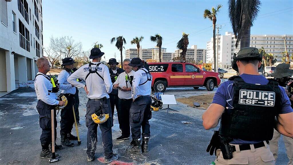 FePov5AX0AMJ0T_ Members of
Pennsylvania Task Force 1 in Florida conducting searches in Lee County. (Twitter/@PhillyFireDept)