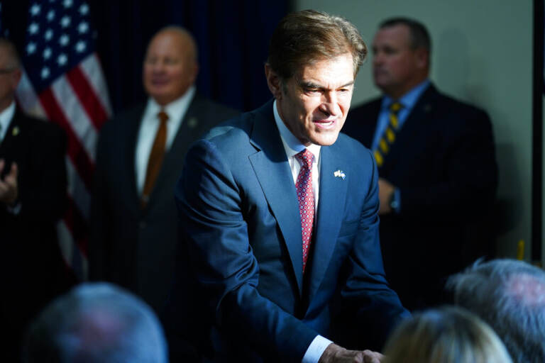 Oz speaks at an event.