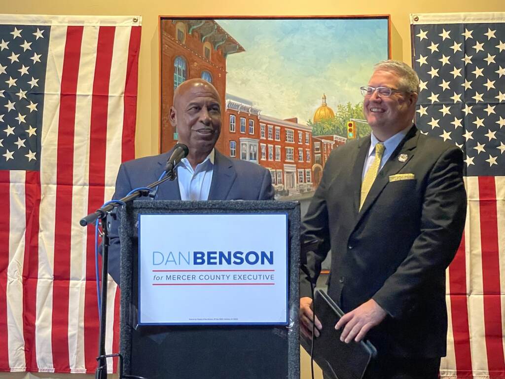 2022 12 12 k burns-trenton mayor doug palmer announcing his endorsement of dan benson for mercer county executive Former Trenton Mayor Doug Palmer (at podium) announces his endorsement of Asm. Dan Benson for Mercer County Executive in next year's election. (P. Kenneth Burns/WHYY)