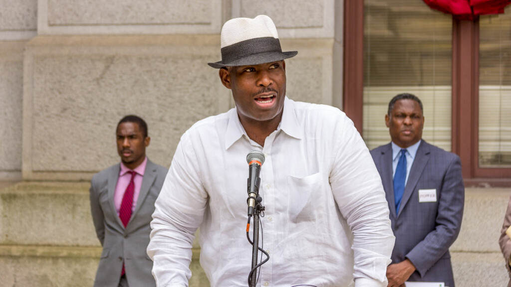 derekgreen-cityhall-01crop Mayoral candidate and former City Council member Derek Green speaks outside City Hall. (flickr/Philadelphia City Council)