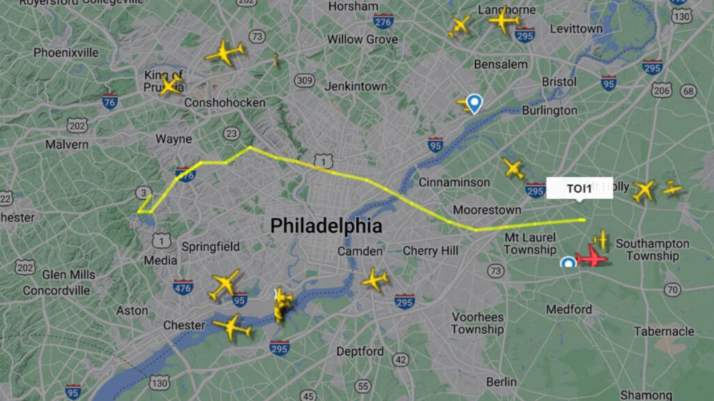 (FlightRadar24)