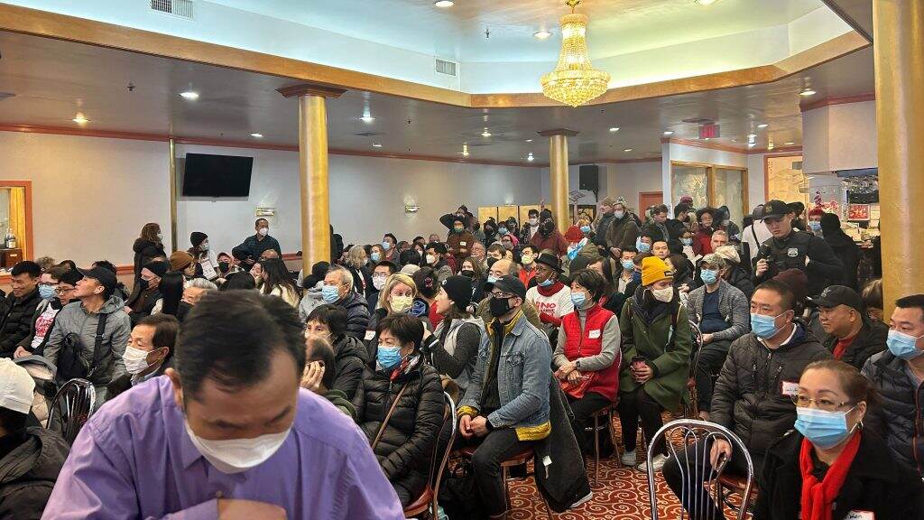 sixersarena-chinatown-meeting-1024×576 Hundreds pack Ocean Harbor Restaurant for a community meeting over the Sixers' areana proposal