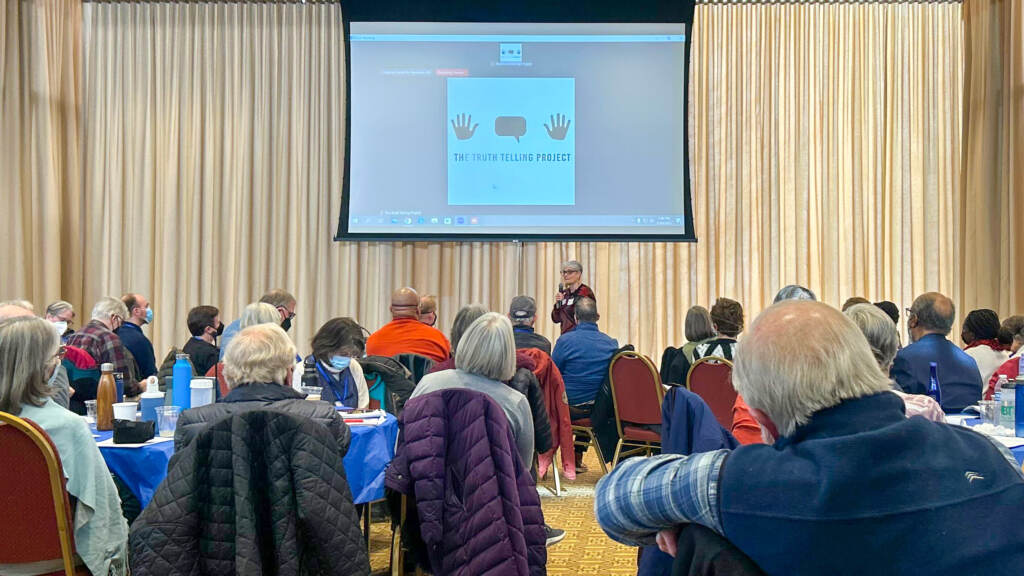 reparations-seminar-rodephshalom-01crop Lucy Duncan, a member of Philadelphia's Commission for Interfaith Affairs and a fellow with the Truth Telling Project, leads a discussion on reparations at Congregation Rodeph Shalom. (Jordan Levy/Billy Penn)