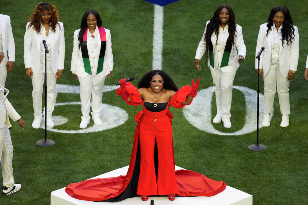 Super Bowl Football Entertainer Sheryl Lee Ralph performs ''Lift Every Voice,'' often referred to as the Black national anthem, prior to the NFL Super Bowl 57 football game between the Kansas City Chiefs and the Philadelphia Eagles, Sunday, Feb. 12, 2023, in Glendale, Ariz. (AP Photo/Charlie Riedel)