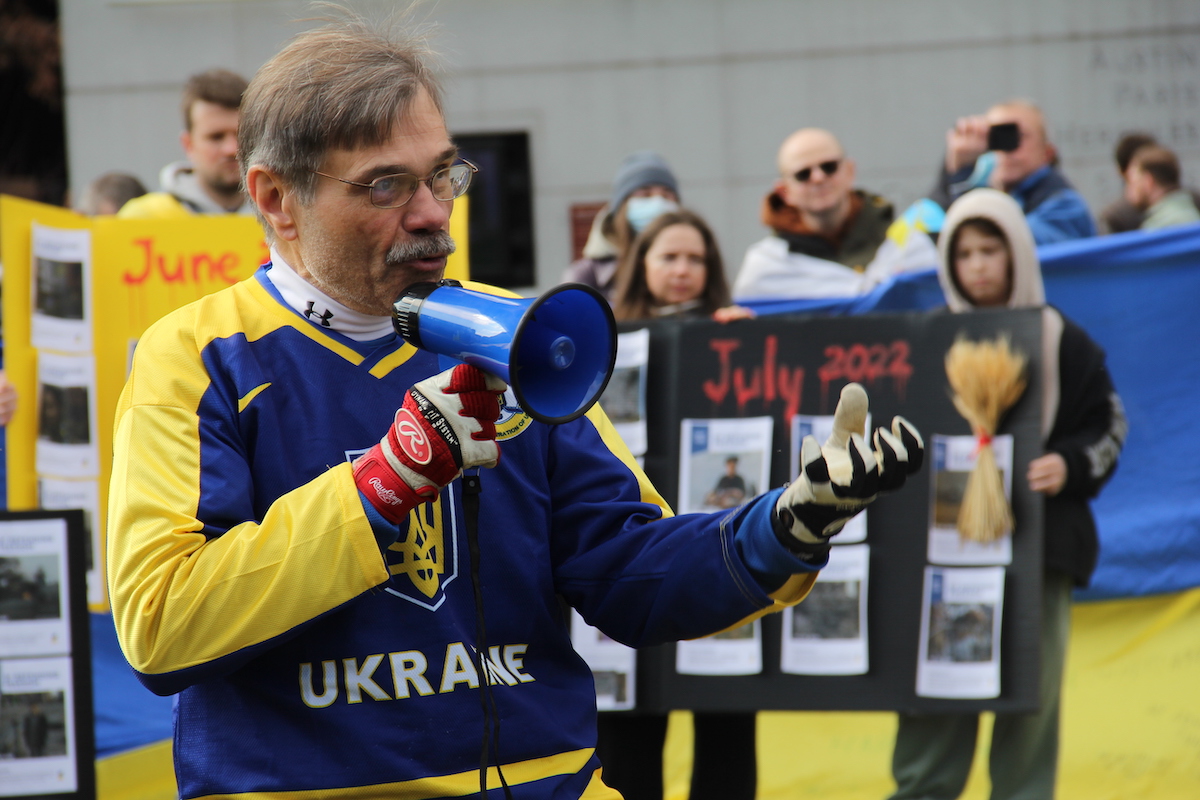 Eugene Luciw addressed the supporters of Ukraine at Independence Hall, saying Russia will lose the war