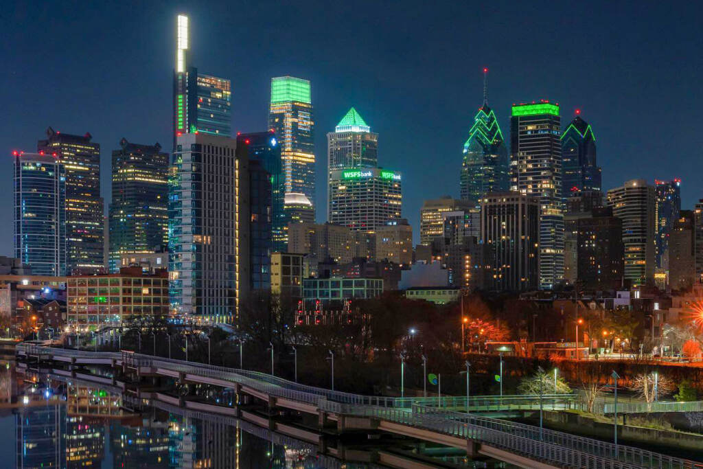phillyskyline-comcast-eaglesgreen-01 A view of Philly skyline lit up in green.