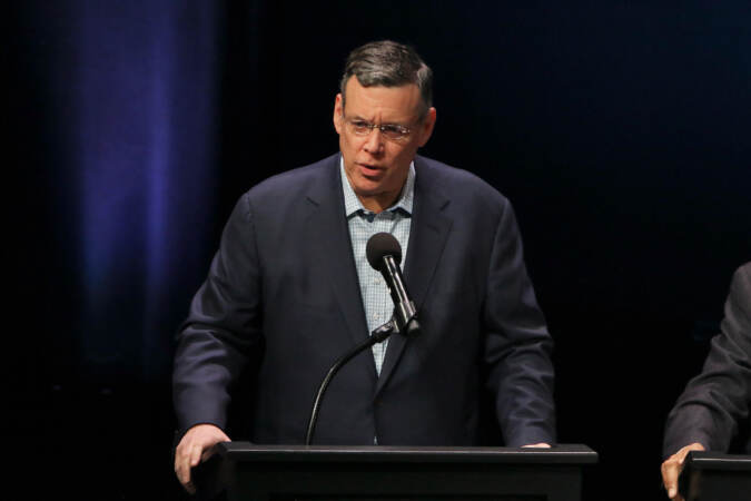 Mayoral candidate Jeff Brown answers a question during a forum on the performing arts and cultural economy at the Kimmel Center. (Emma Lee/WHYY)
