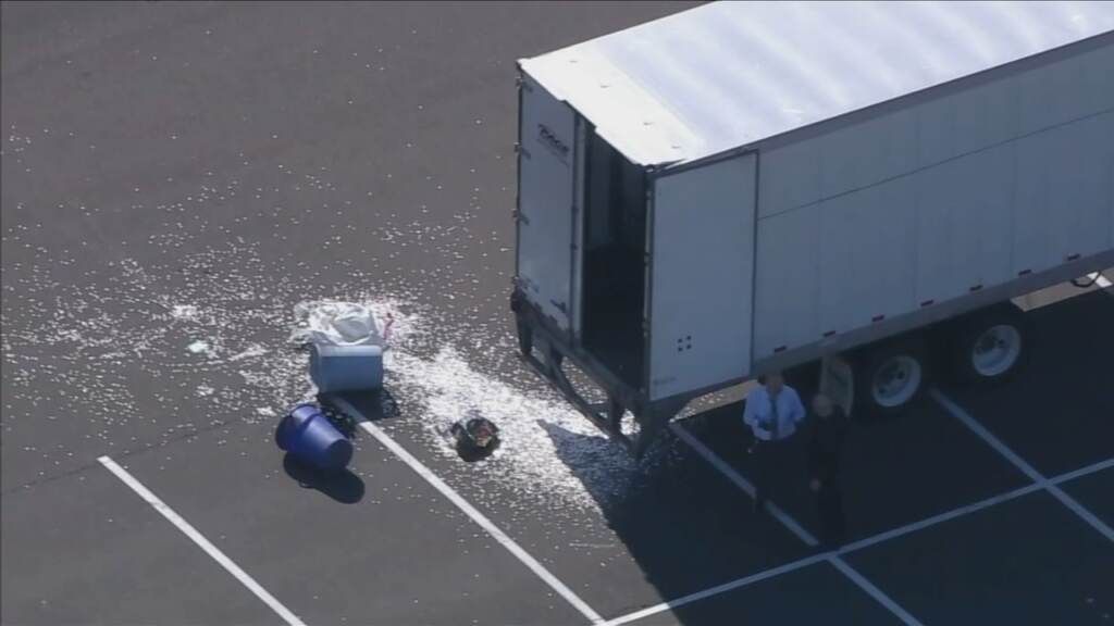 dime-heist-6abc-2023-04-14 Crime scene where someone stole hundreds of thousands of coins.