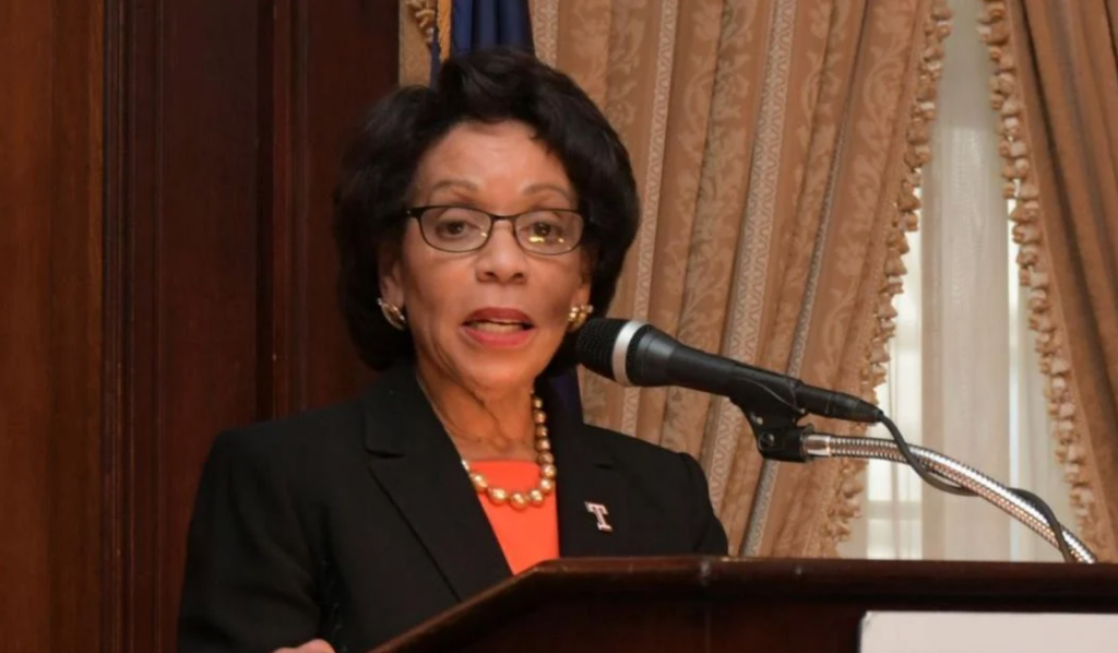 joanne-epps-temple-041123 JoAnne Epps speaks from a podium