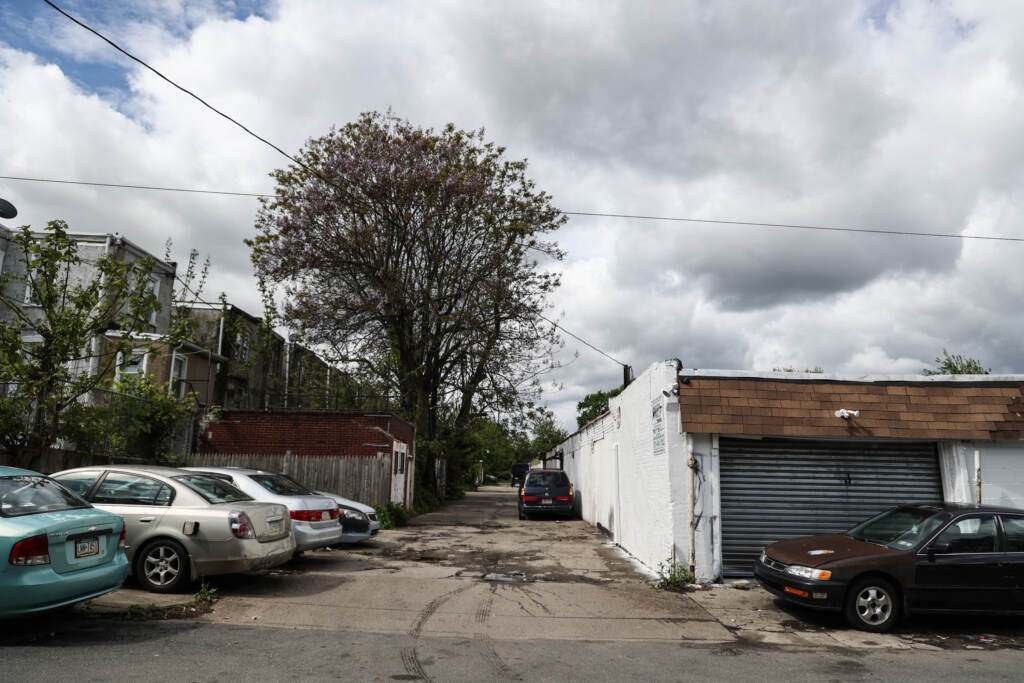 05 02 2023 k paynter southwest philly autoshop-1 auto body shop