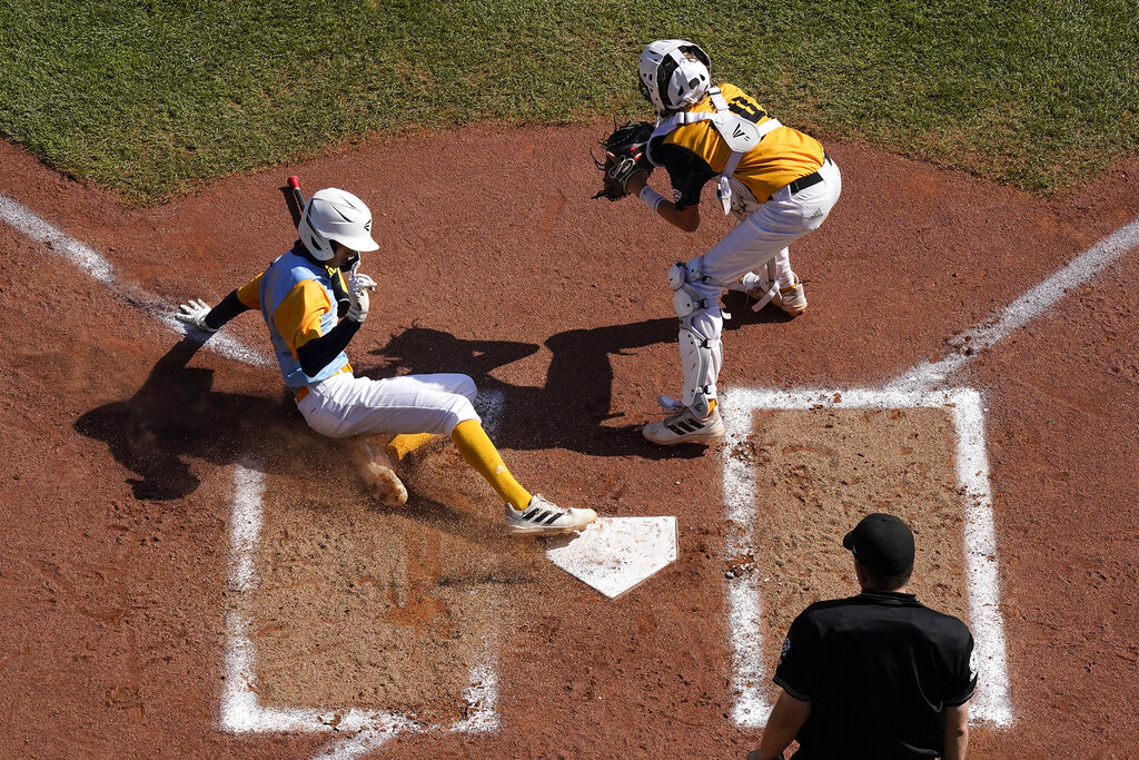 LLWS Tennessee Hawaii Baseball The first inning of the United States Championship baseball game at the Little League World Series tournament in South Williamsport, Pa., Saturday, Aug. 27, 2022. (AP Photo/Gene J. Puskar)