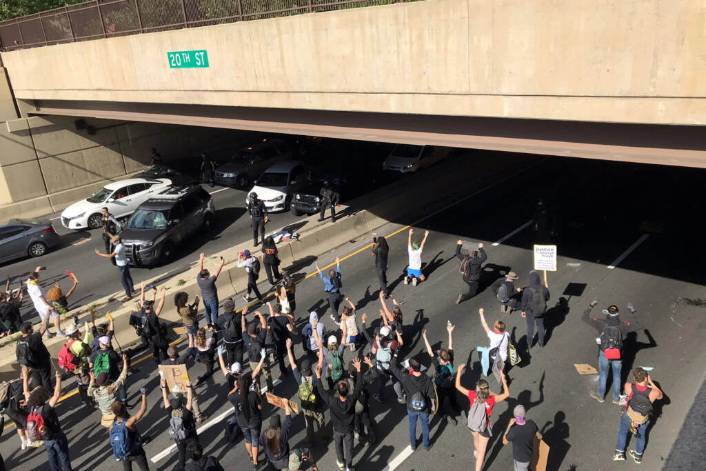 floydprotest-676-teargas-pilar-gonalons-pons Protesters face off with police during a demonstration on I-676 in Philadelphia on June 1, 2020
