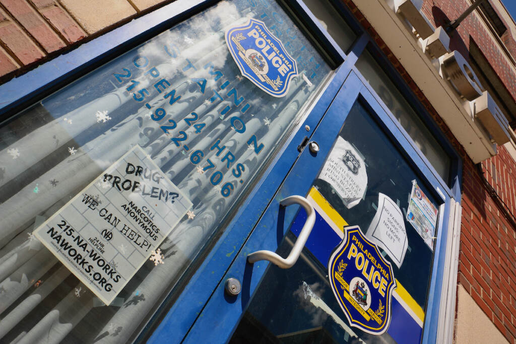police-ministation-southstreet-02 The South Street Police Mini Station in the 900 block of South Street. (Emma Lee/WHYY)