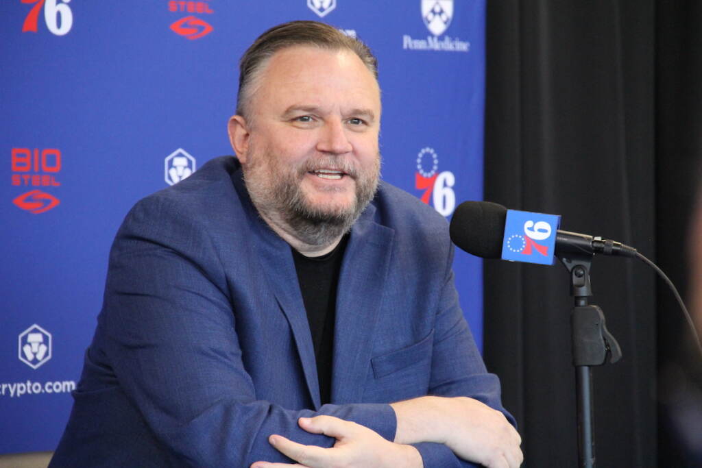 sixers-daryl-morey Daryl Morey talks into a microphone at a press conference.