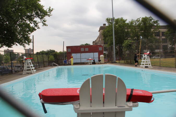 An empty pool