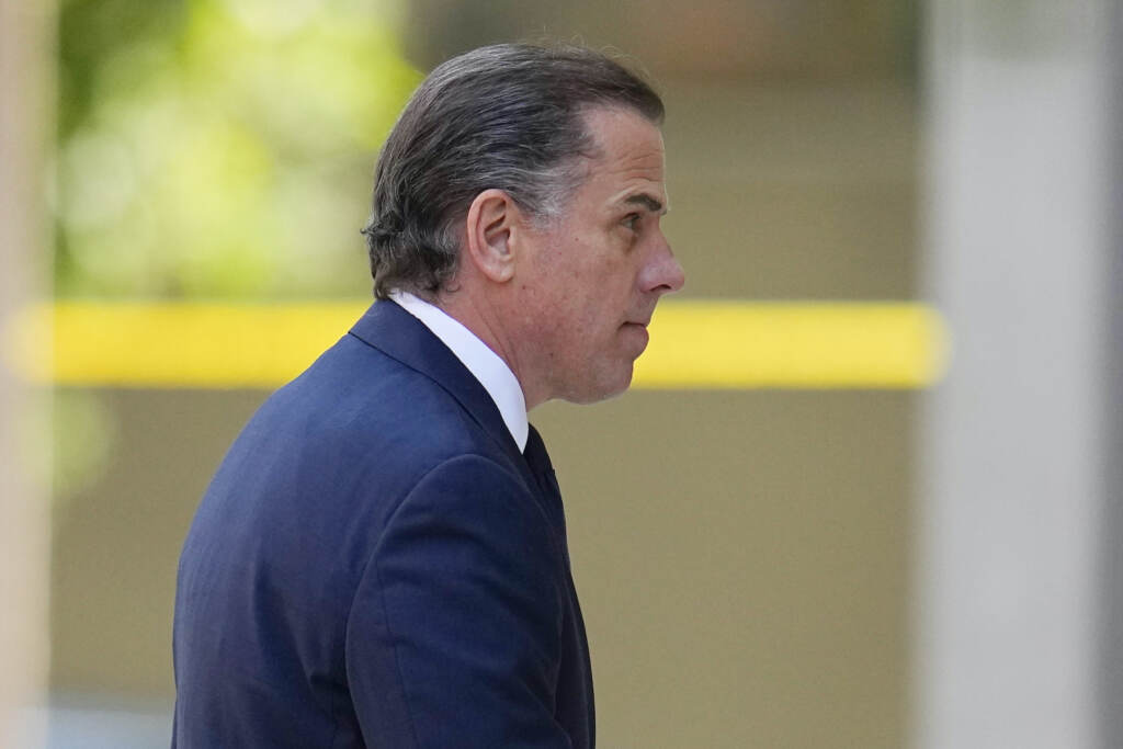 Hunter Biden Closeup photo of Hunter Biden walking into a building