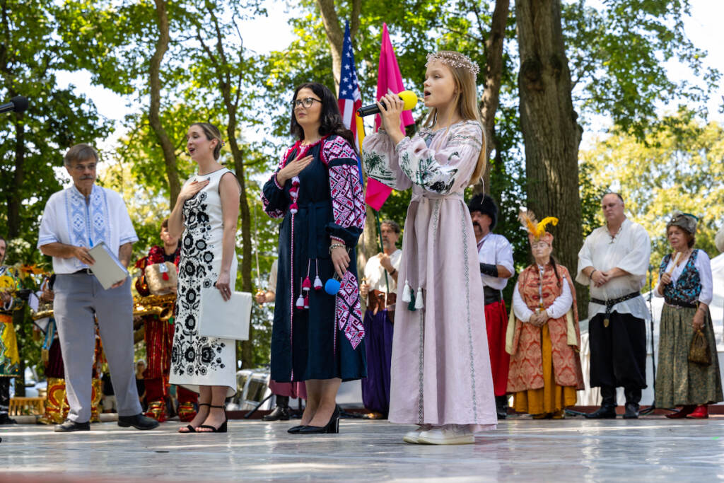 08 27 2023 k paynter ukrainian folk festival 2023-4 Before the ceremony at the Ukrainian Folk Festival in Horsham, Pa., both the national anthems of the United States and of Ukraine were sung on August 27, 2023. (Kimberly Paynter/WHYY)