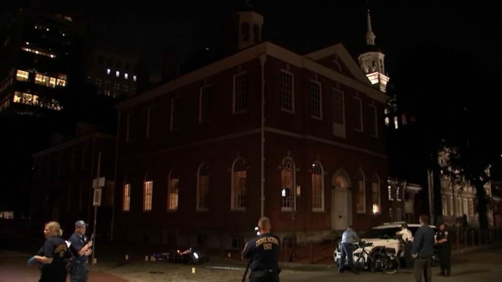 13708366_082723-wpvi-old-city-shooting-noon-vid-vid (6abc)