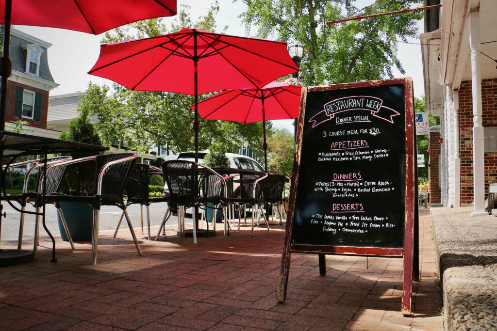 Outdoor seating at a New Jersey restaurant