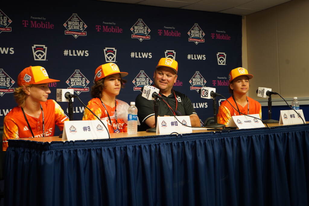 Cade Hammonds, D.J. Jablonski, Andy McRae, and Easton Ondruch discuss Media's large crowd of fans.