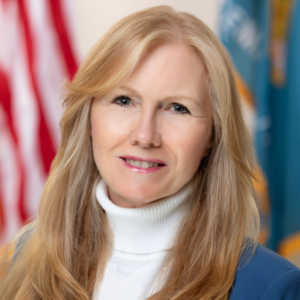 Stephanie Hansen headshot