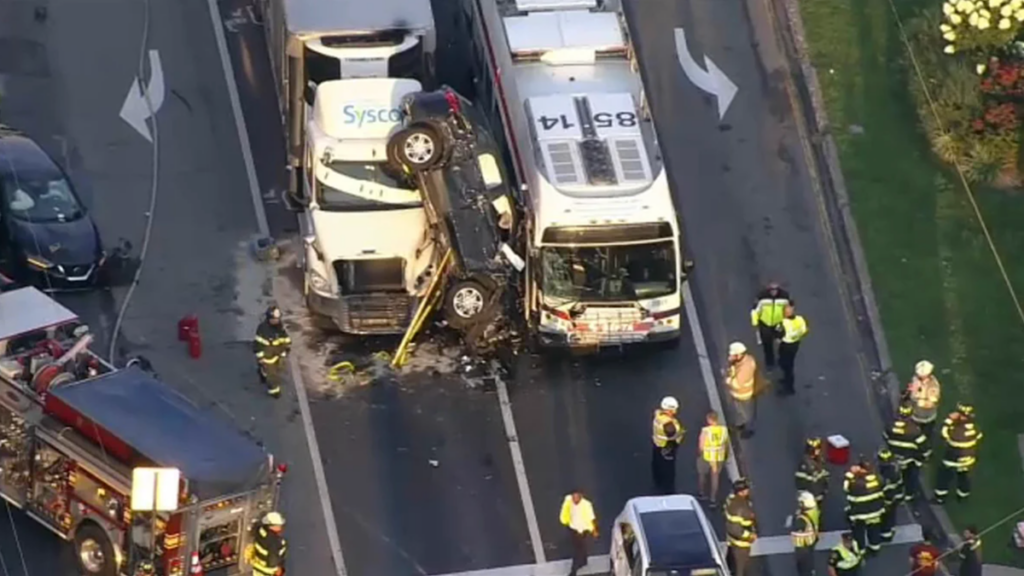 crash-havertown (Courtesy of 6abc)