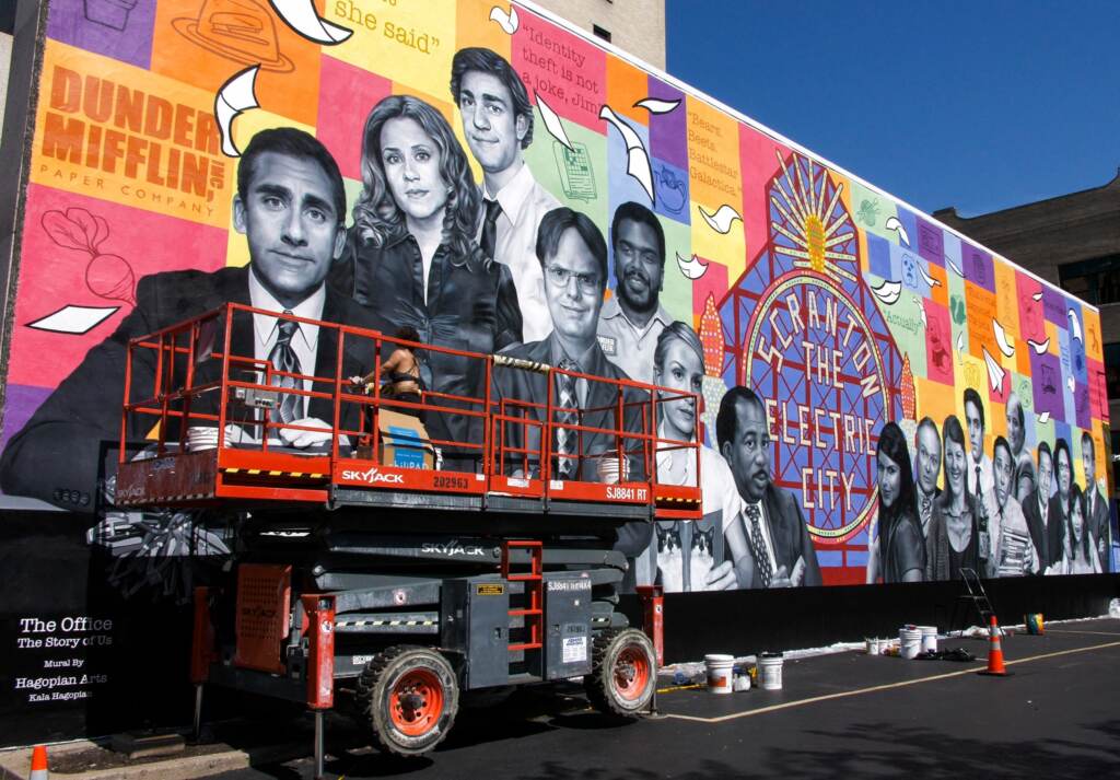 theoffice-mural-scranton-01-scaled Philadelphia artist Kala Hagopian puts finishing touches on “The Office” mural in Scranton, supported by NBC and Peacock with the authorization of all 17 actors