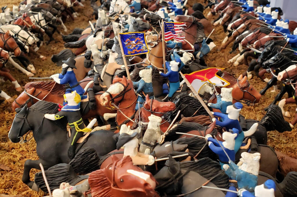 civil-war-tails-spotlight-pa-1 diorama of cilvil war reenactment with cats